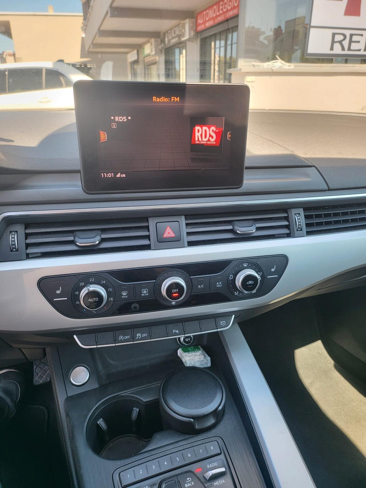 Audi A4 2.0 TDI 150 CV ultra Sport