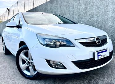 Opel Astra 2.0 CDTI 160CV 5 porte Cosmo S,Climatronic,cruise control,ecc.