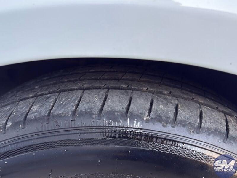 Peugeot 208 Allure PureTech 100 S/S