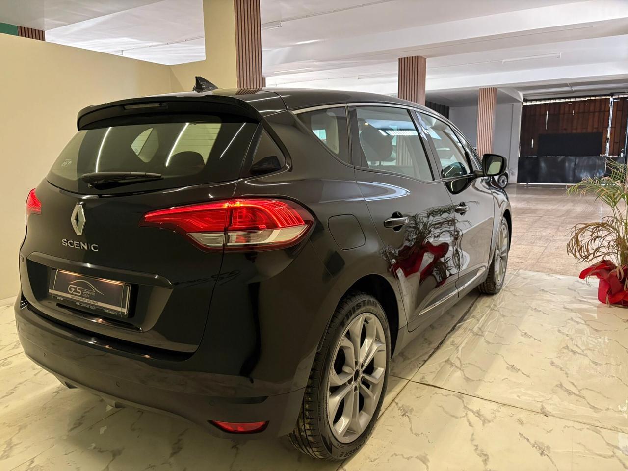 Renault Scenic Scénic dCi 1500cc 110 CV EDC Energy Bose automatico