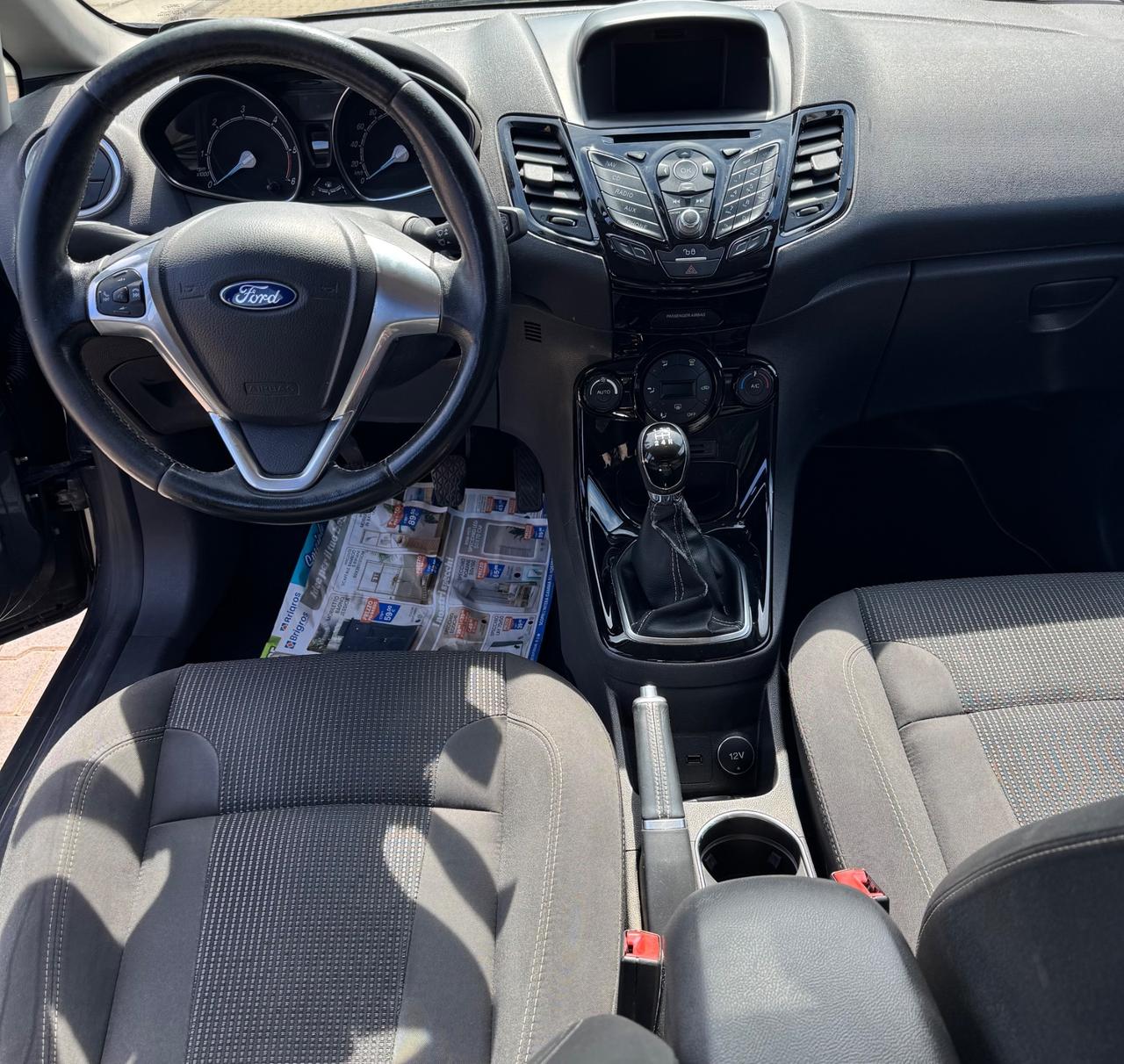 Ford Fiesta 1.5 TDCi 75CV 5 porte Titanium