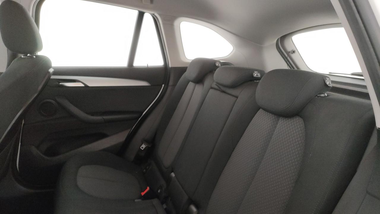 BMW X1 sdrive18d Business auto my18