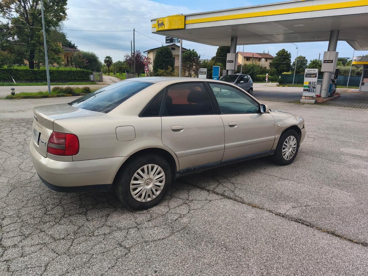 Audi A4 1.9 TDI/115 CV cat qu. Advance