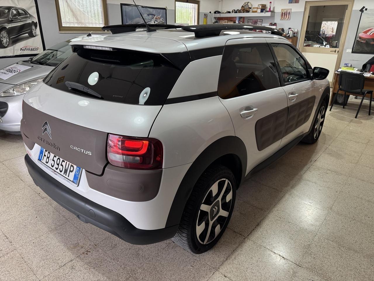 Citroen C4 cactus 1.2 Autom. cv. Tetto-Navigat.