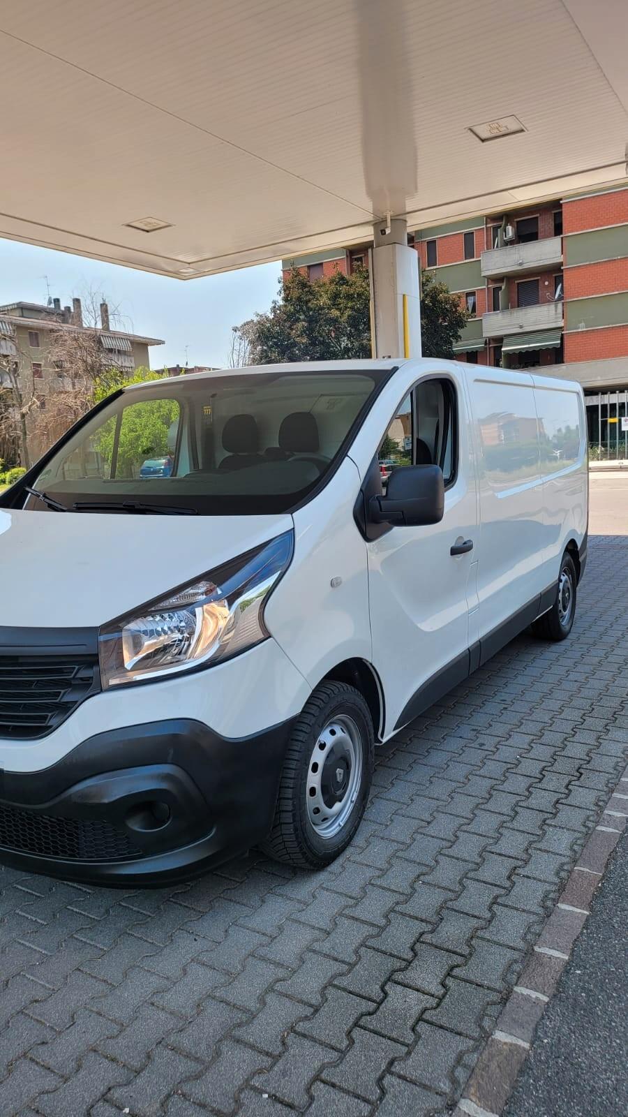 Renault Trafic Passo Lungo