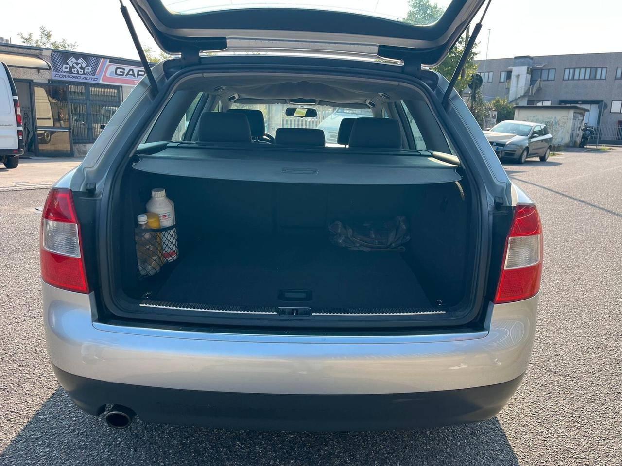 Audi A4 2.0 16V FSI BENZINA 140.000 KM