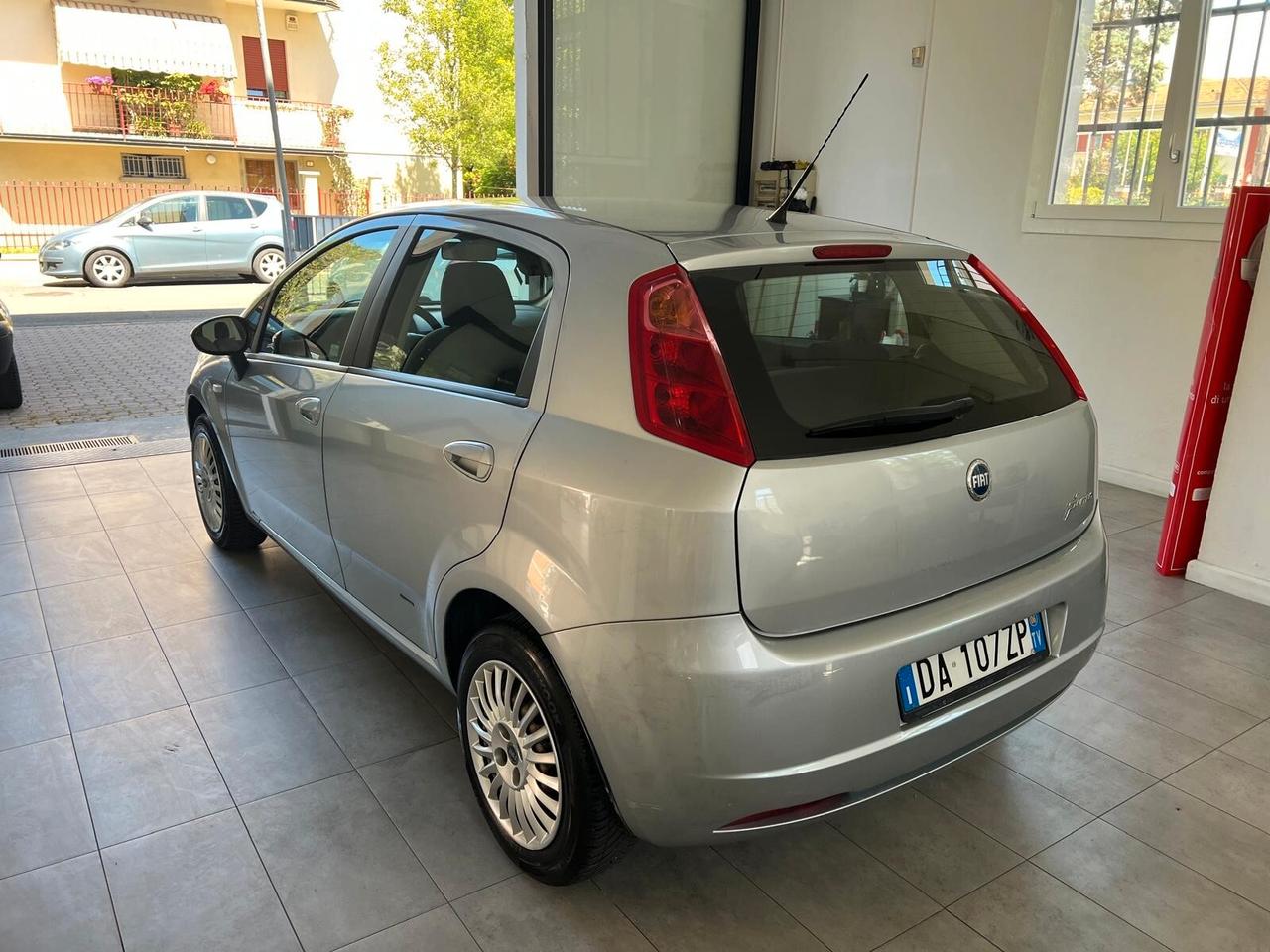 Fiat Grande Punto 1.4 OK NEOPATENTATI