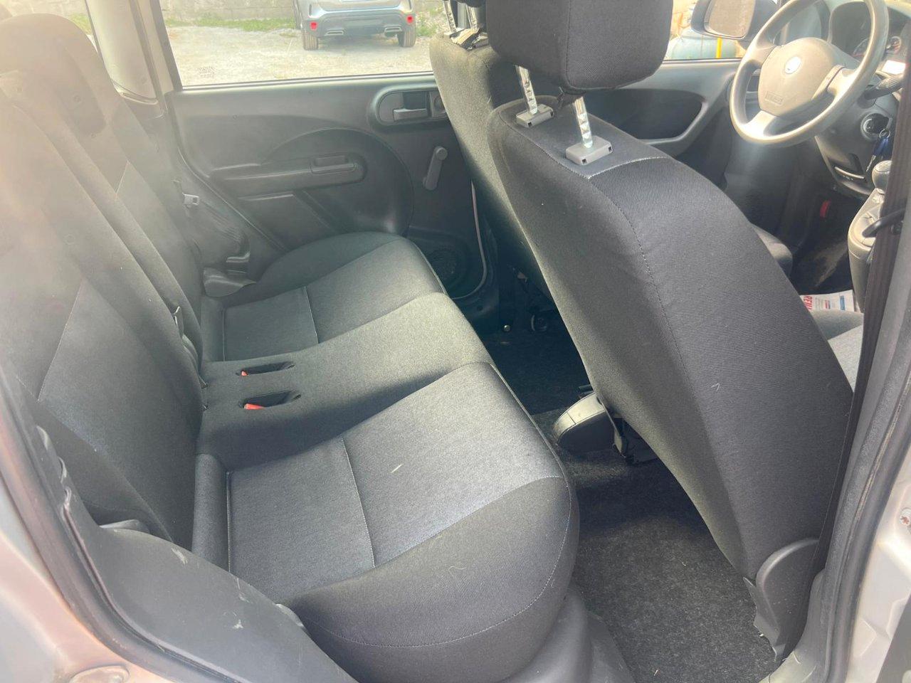 Fiat Panda 4x4 Panda 1.3 mjt 16v Glam 4x4 LEGGI