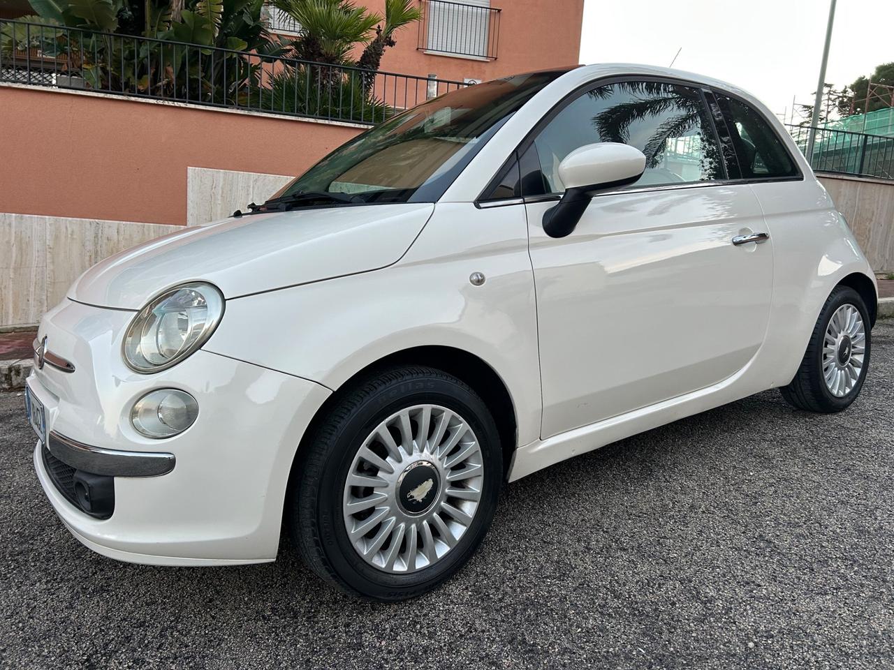 Fiat 500 1.2 Lounge ideale per neopatentati