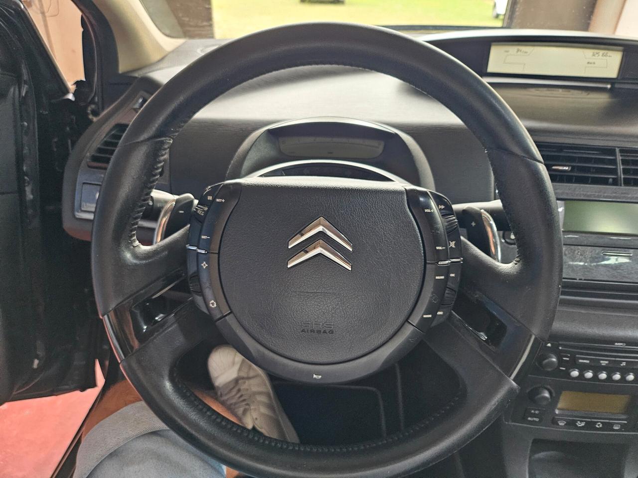 Citroen C4 1.6 HDi 110 Exclusive cambio automatico