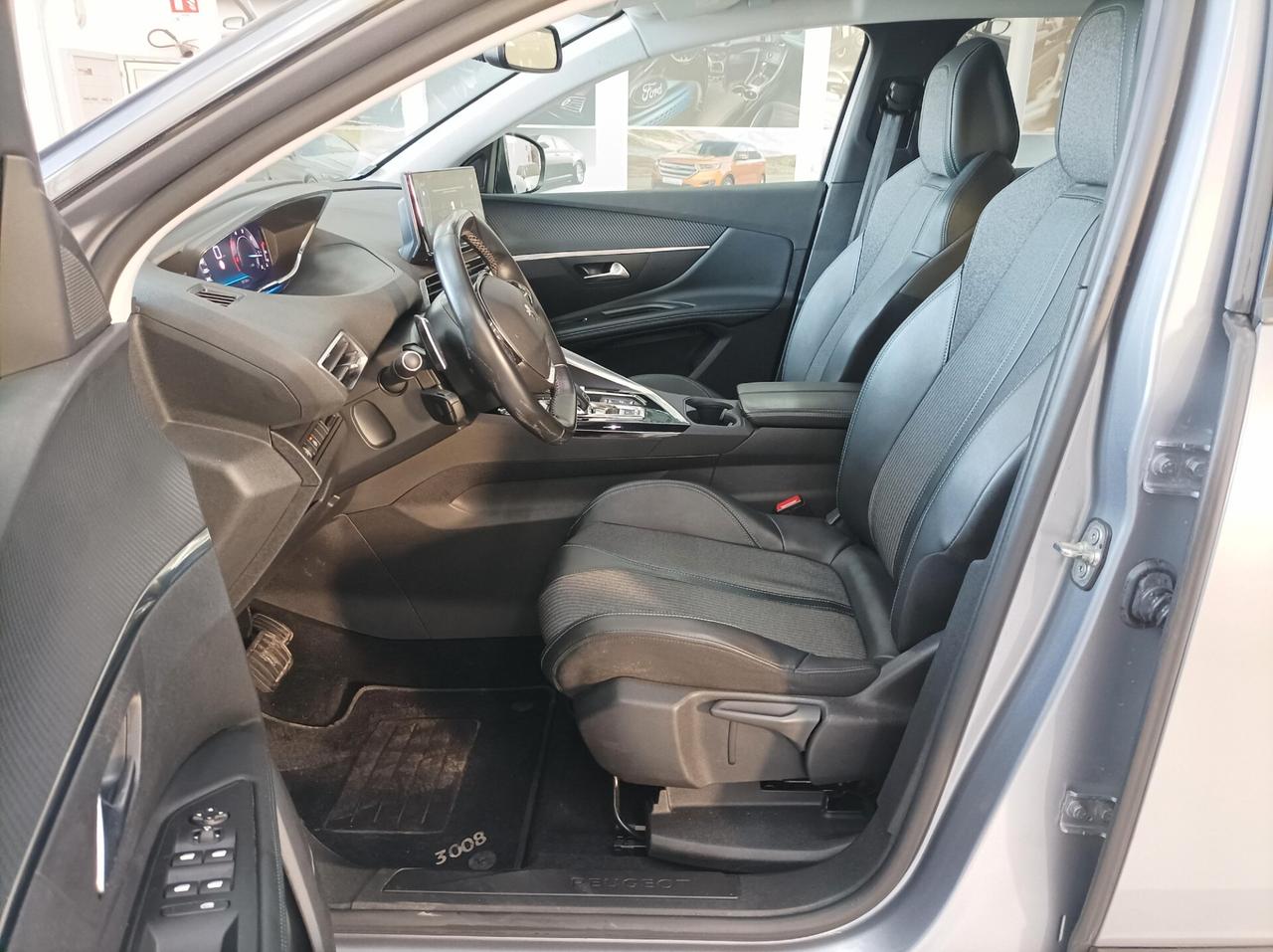 Peugeot 3008 BlueHDi 130 S&S EAT8 Allure 12/2021