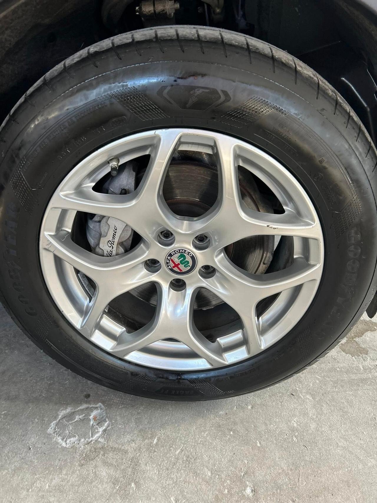 Alfa Romeo Stelvio 2.2 Td 190CV Q4 -2020 DISTR NUOVA