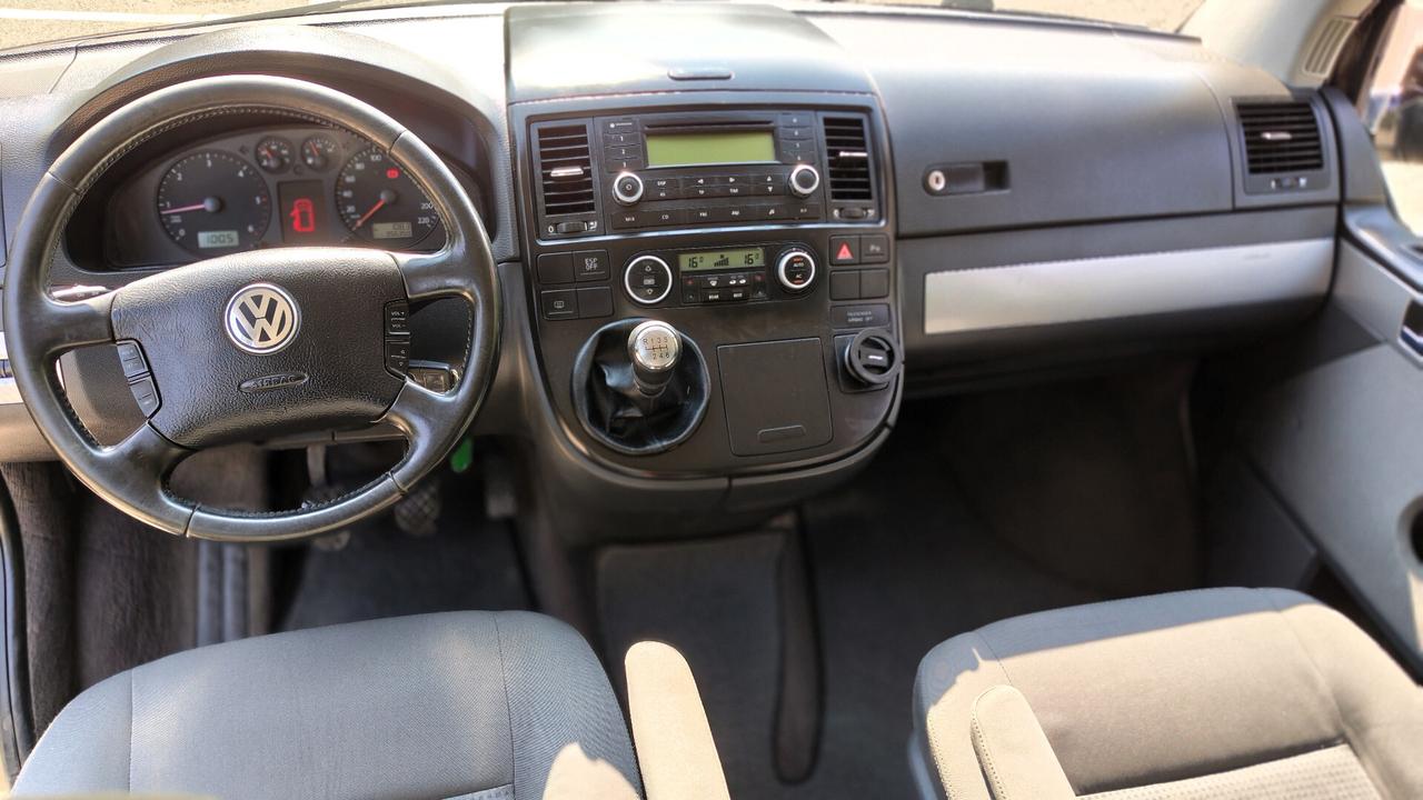 Volkswagen Multivan T5 2.5 TDI 4motion Gancio