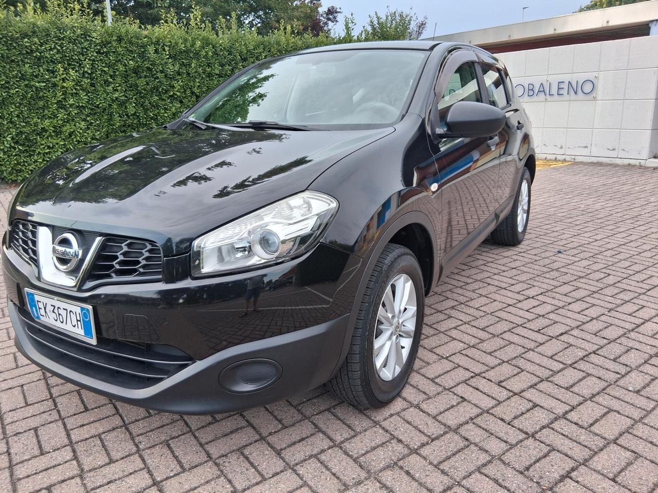 Nissan Qashqai 1.5 dCi DPF Tekna..KM 163 000..NEOPATENTATI. CELL 320 147 1147 WUATSAPP..3276540940