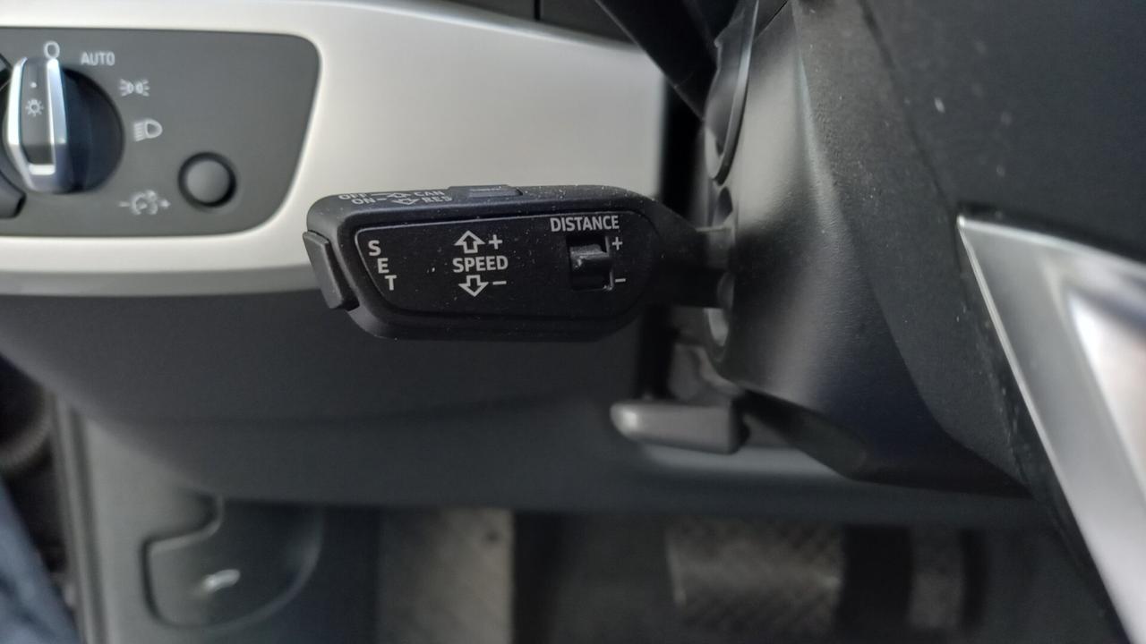 Audi A4 Avant 35 TDI/163 CV S tronic Business Advanced