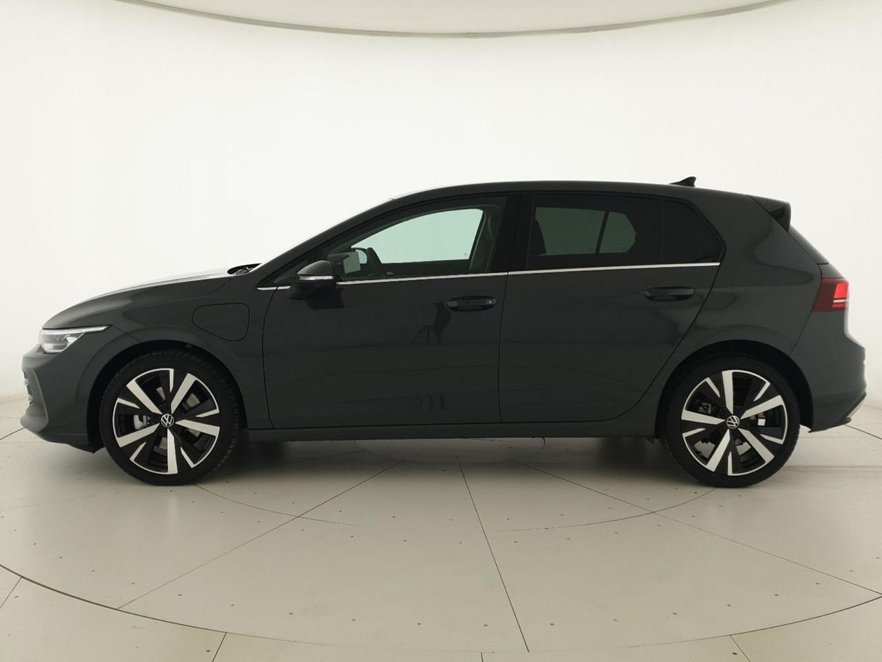 Volkswagen Golf 1.5 tsi ehybrid style 204cv dsg