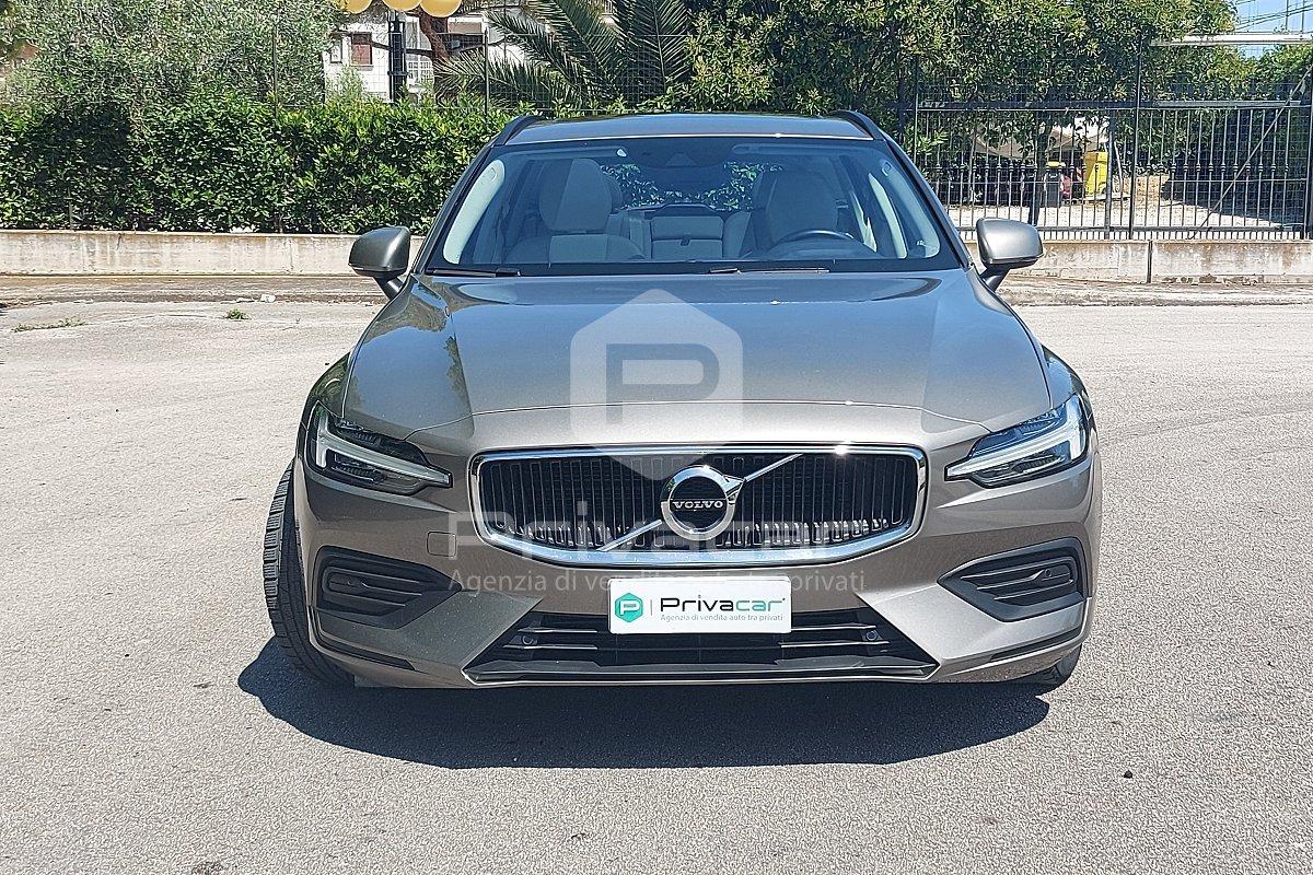 VOLVO V60 B4 (d) Geartronic Momentum Business Pro