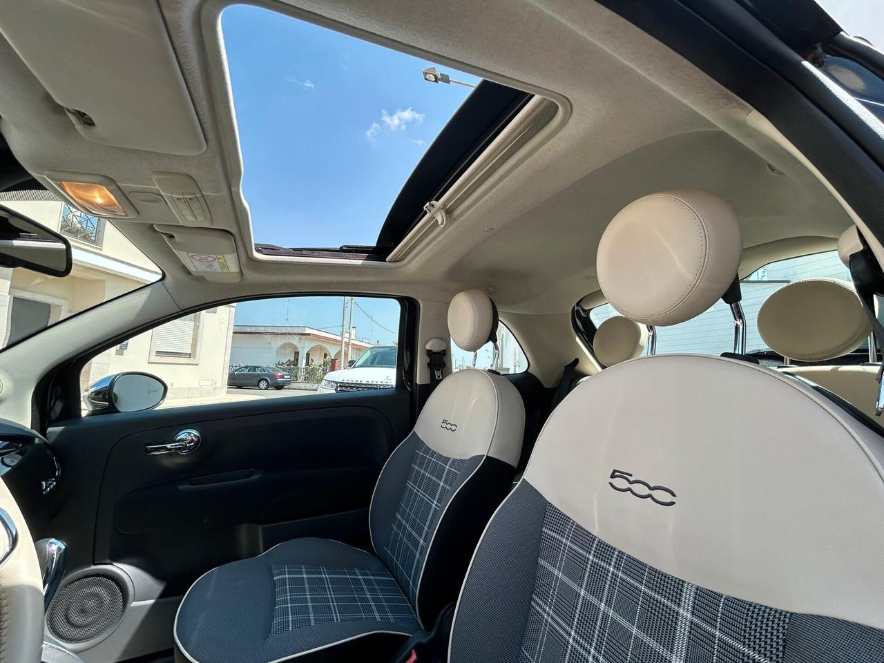 Fiat 500 1.2 LOUNGE AUTOM. TETTO/NAVI-2017