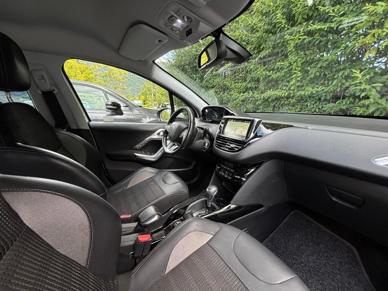 Peugeot 2008 PureTech Turbo 110 EAT6 S&S Allure