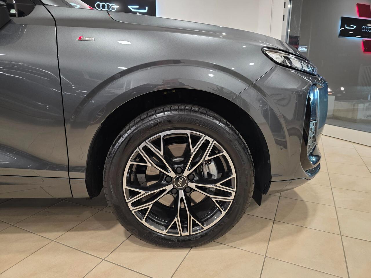 Audi Q3 SPB TDI 110 kW S tronic Line edition