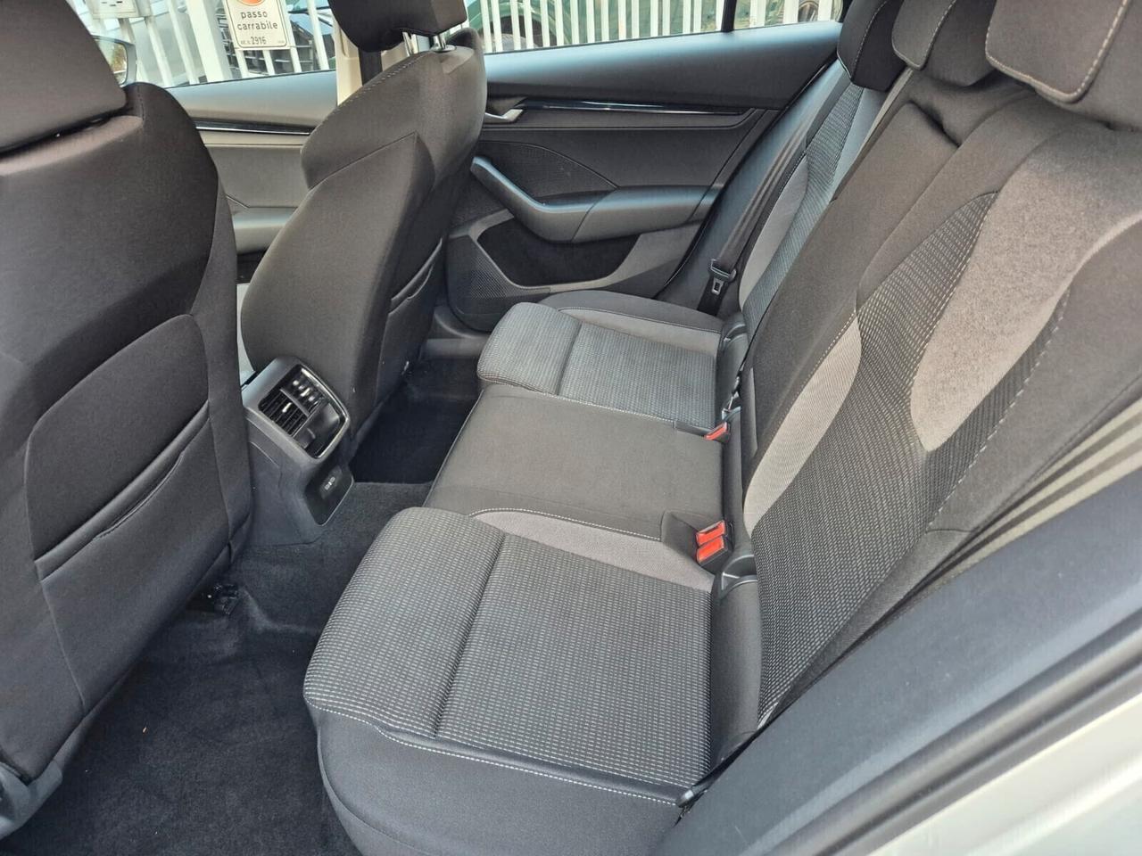 Skoda Octavia 2.0 TDI 150 CV DSG Wagon Selection