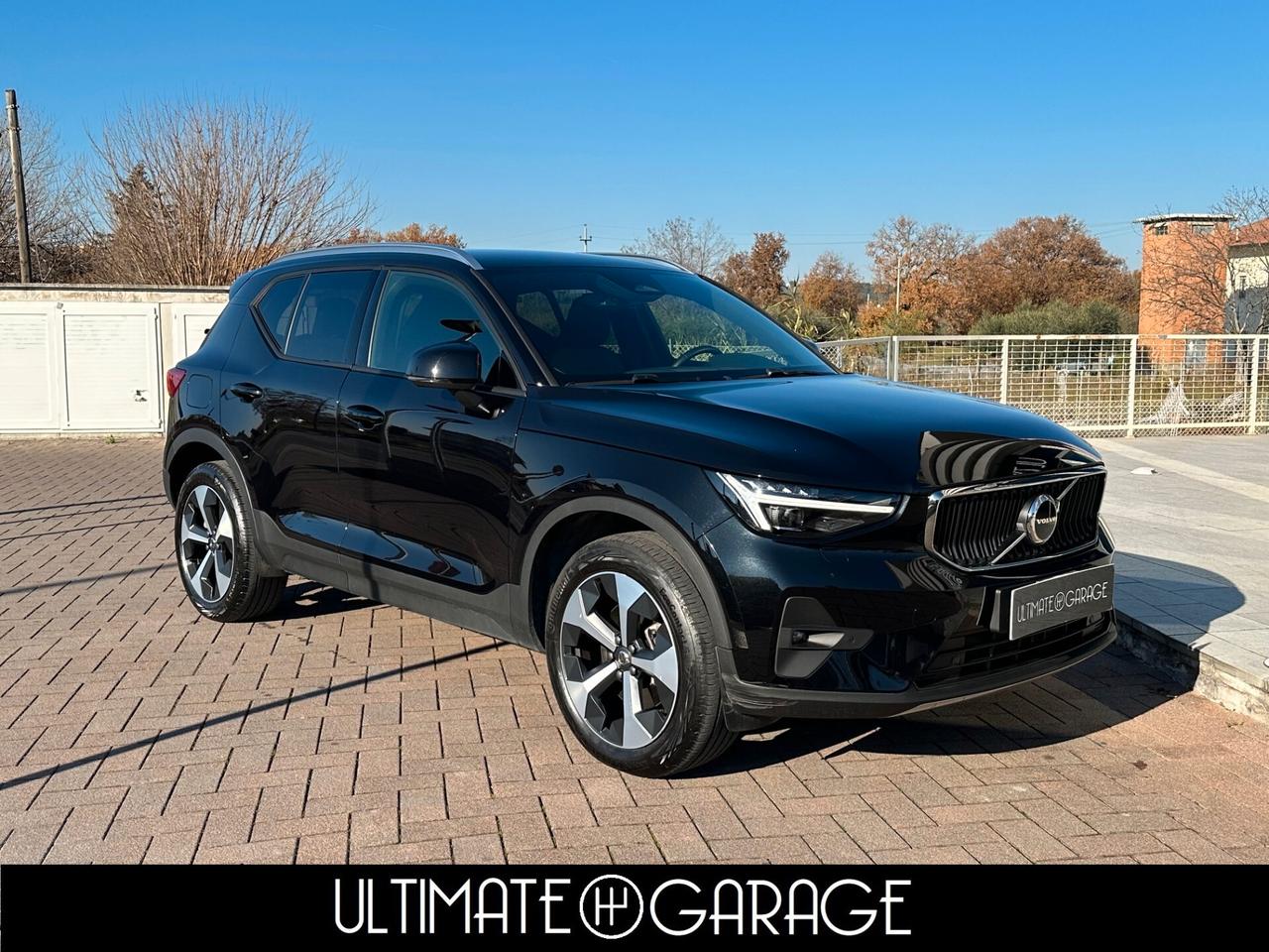 Volvo XC40 B3 automatico Core *Garanzia 5 Anni