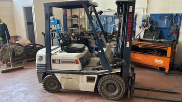 Komatsu 18
