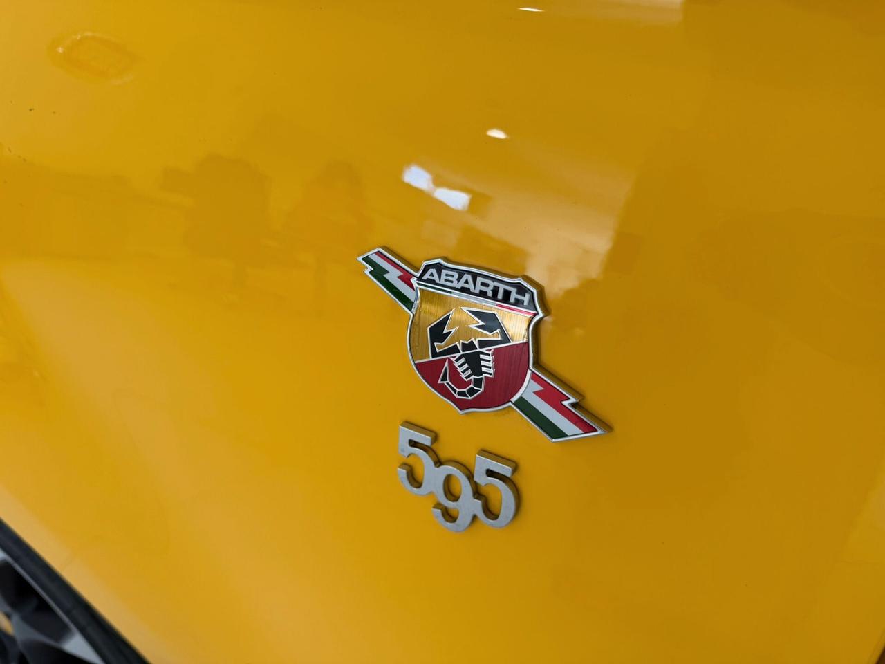 Abarth 595 1.4 Turbo T-Jet 180 CV Competizione
