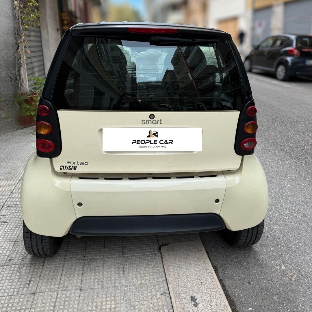 Smart ForTwo 700 coupé pure (45 kW)