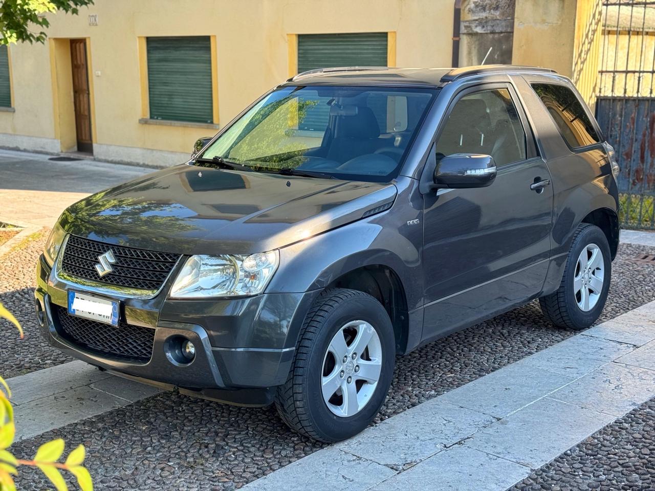 Suzuki Grand Vitara 1.9 DDiS 3 porte