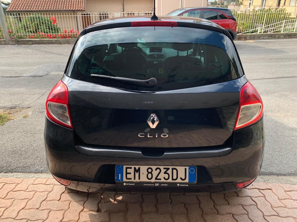 Renault Clio 1.2 16V 5 porte Dynamique