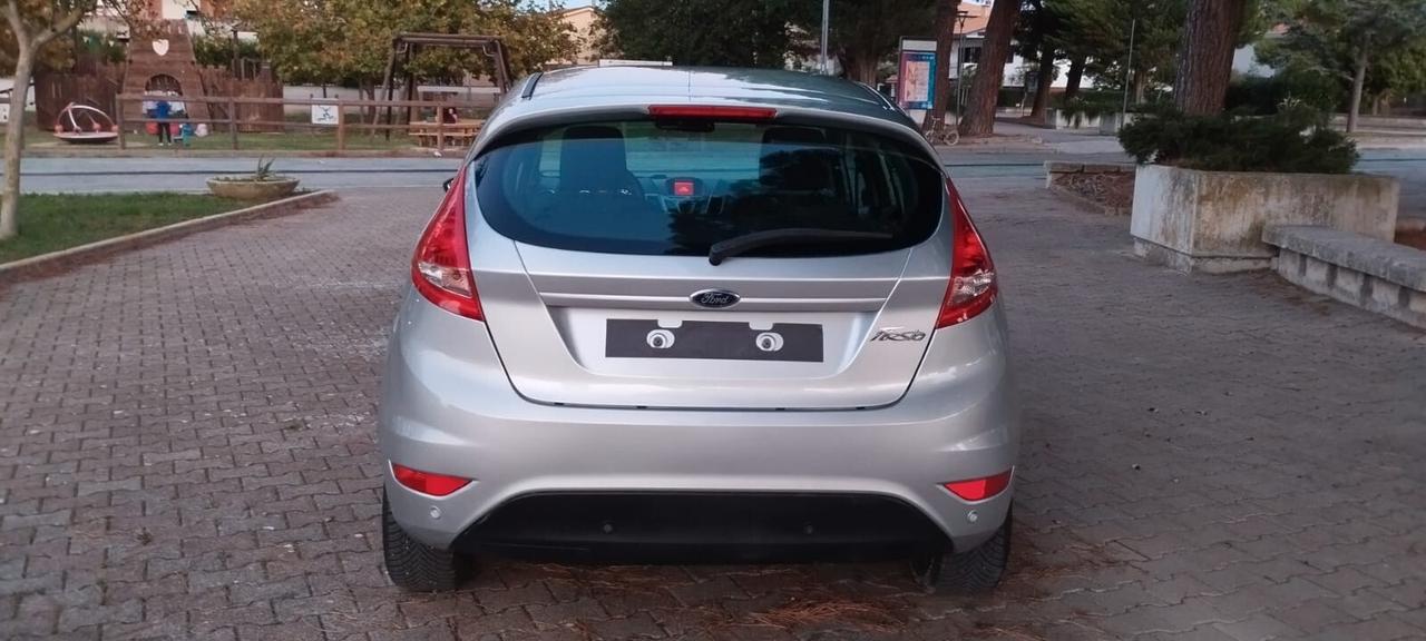 Ford Fiesta 1.2 16V 82CV 5p. Titanium Bs.