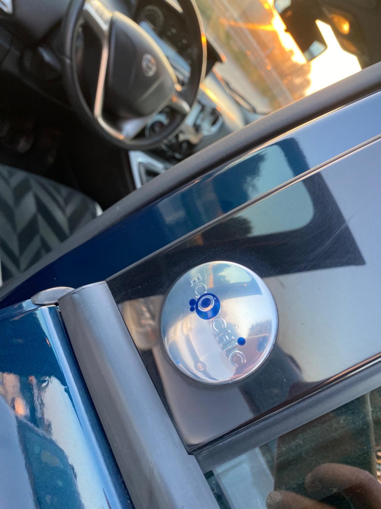 Lancia Ypsilon 1.2 69 CV 5 porte GPL Ecochic Silver