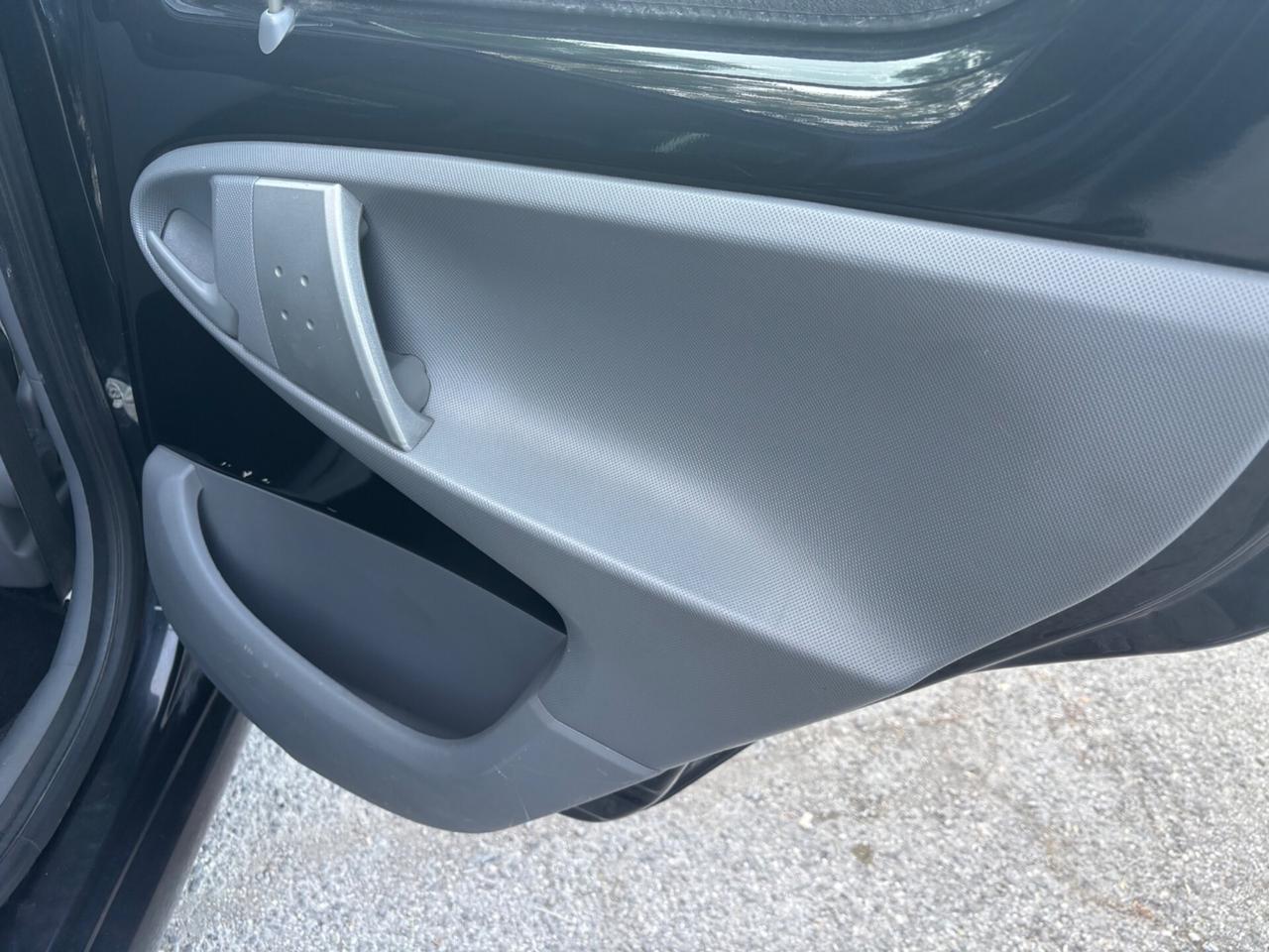 Toyota Aygo 1.0 5 porte Sol OK NEOPATENTATI