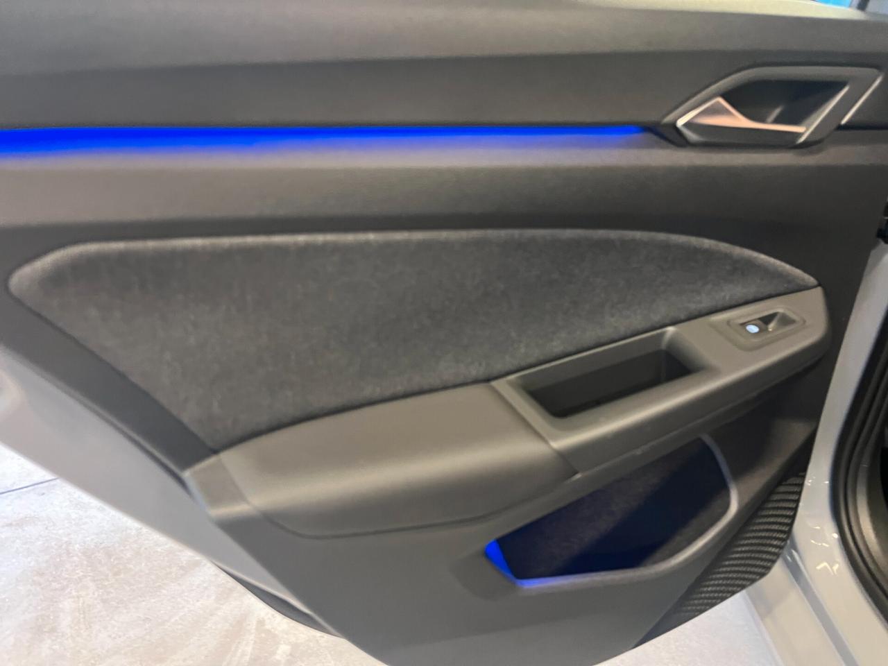 Volkswagen Golf 1.0 TSI EVO Life 09/2022