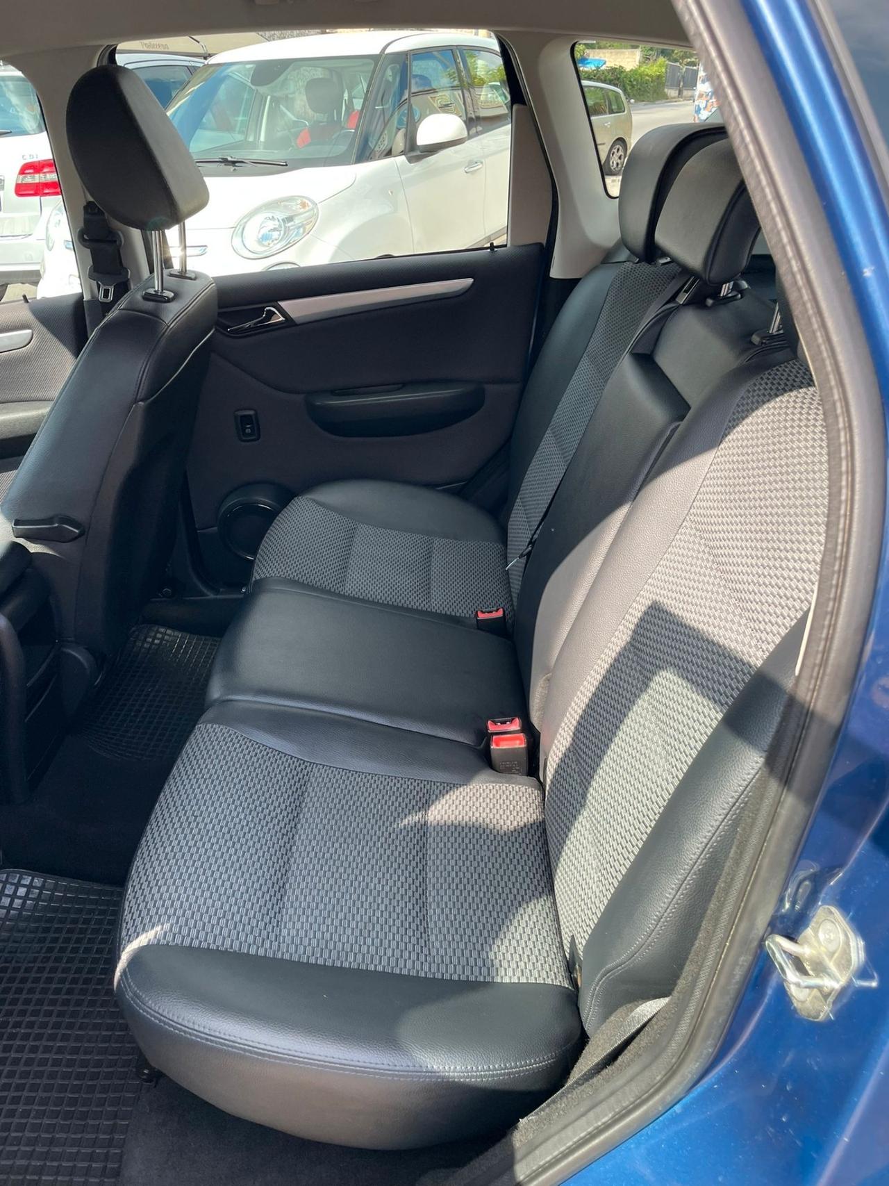 Mercedes-benz A 160 A 160 CDI Elegance