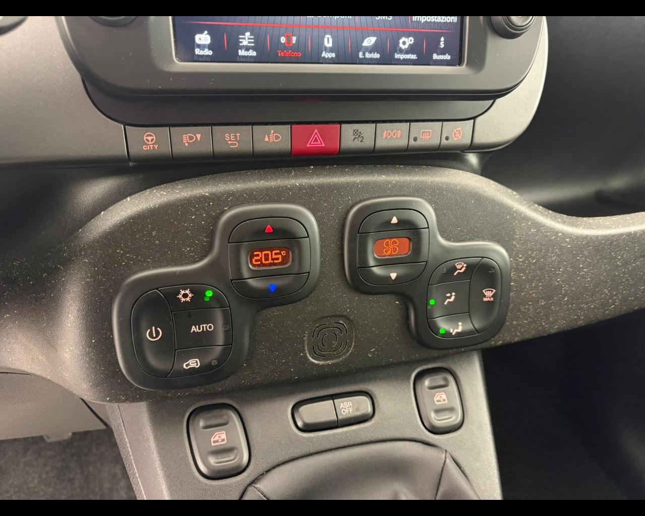 FIAT Panda 1.0 firefly hybrid Cross s&s 70cv