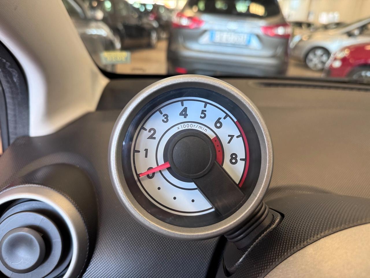 Peugeot 107 1.0 68CV 5p. Desir