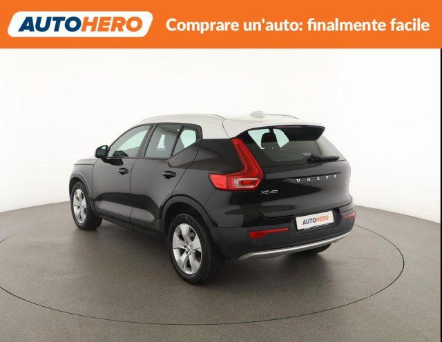 VOLVO XC40 B4 AWD Geartronic Momentum Pro