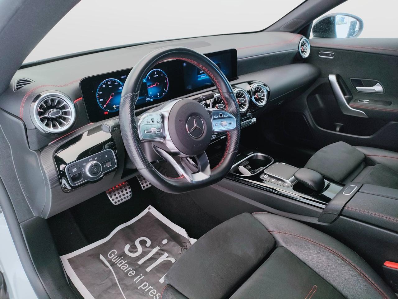 Mercedes-Benz CLA Coupe - C118 - CLA Coupe 200 d Premium auto