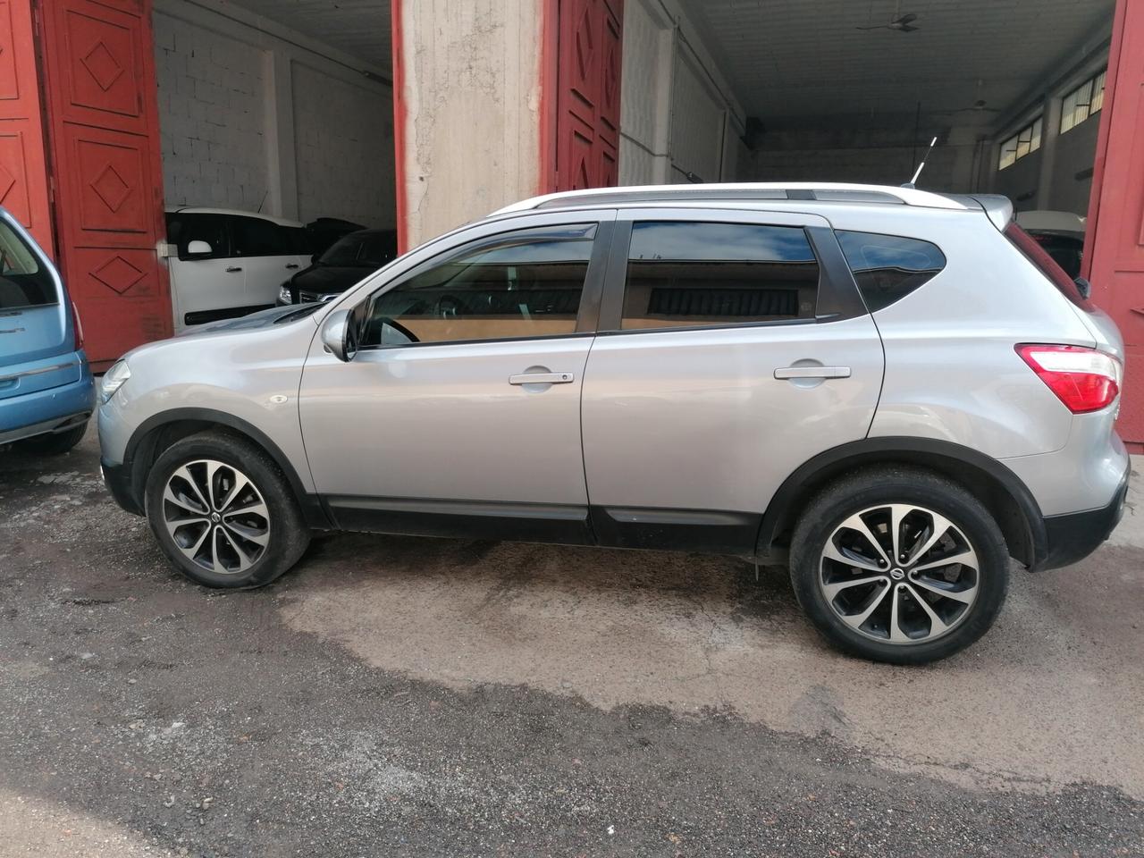 Nissan Qashqai 1.5 dCi DPF Tekna(full optional)