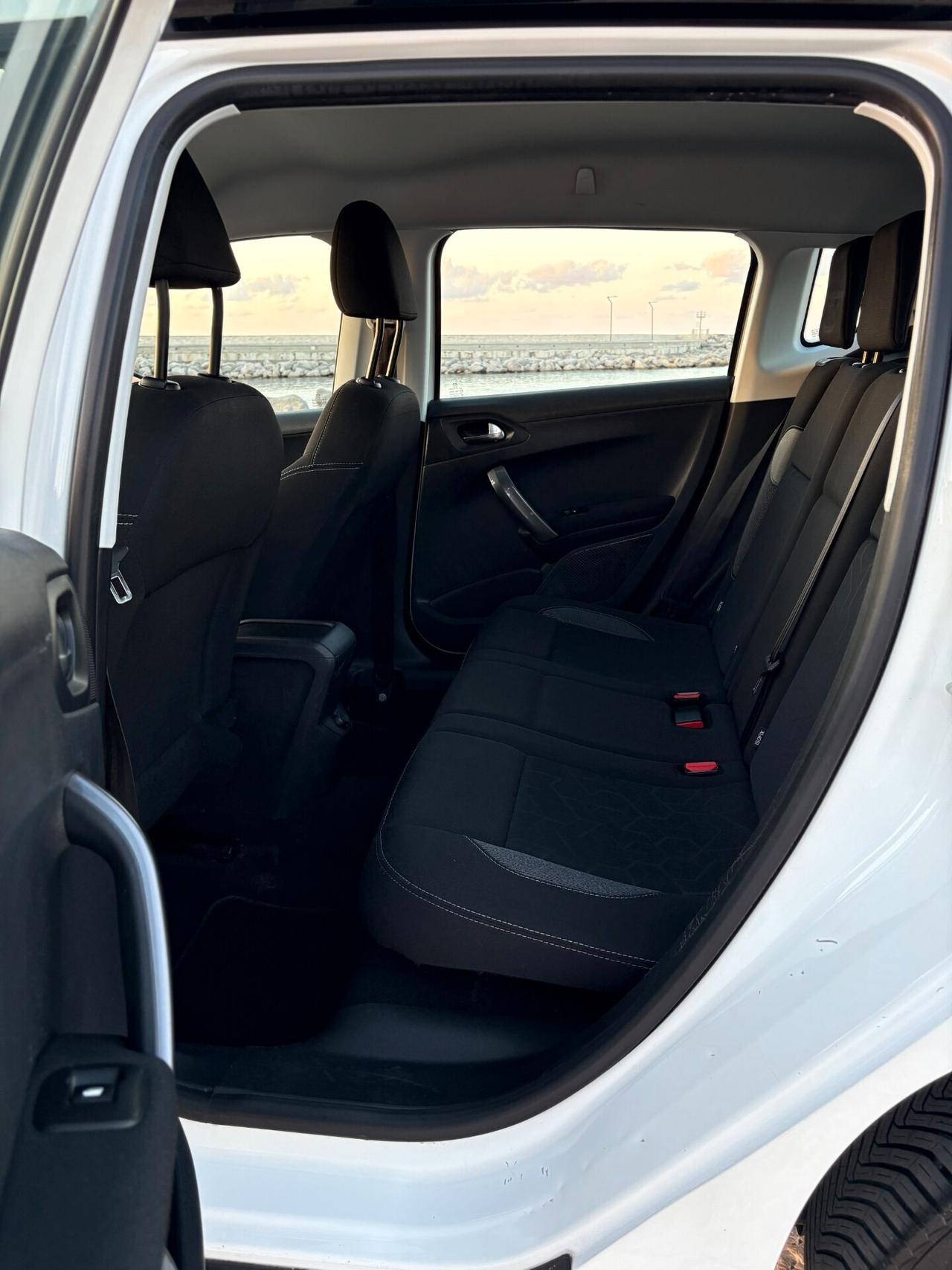 Peugeot 2008 BlueHDi unico proprietario