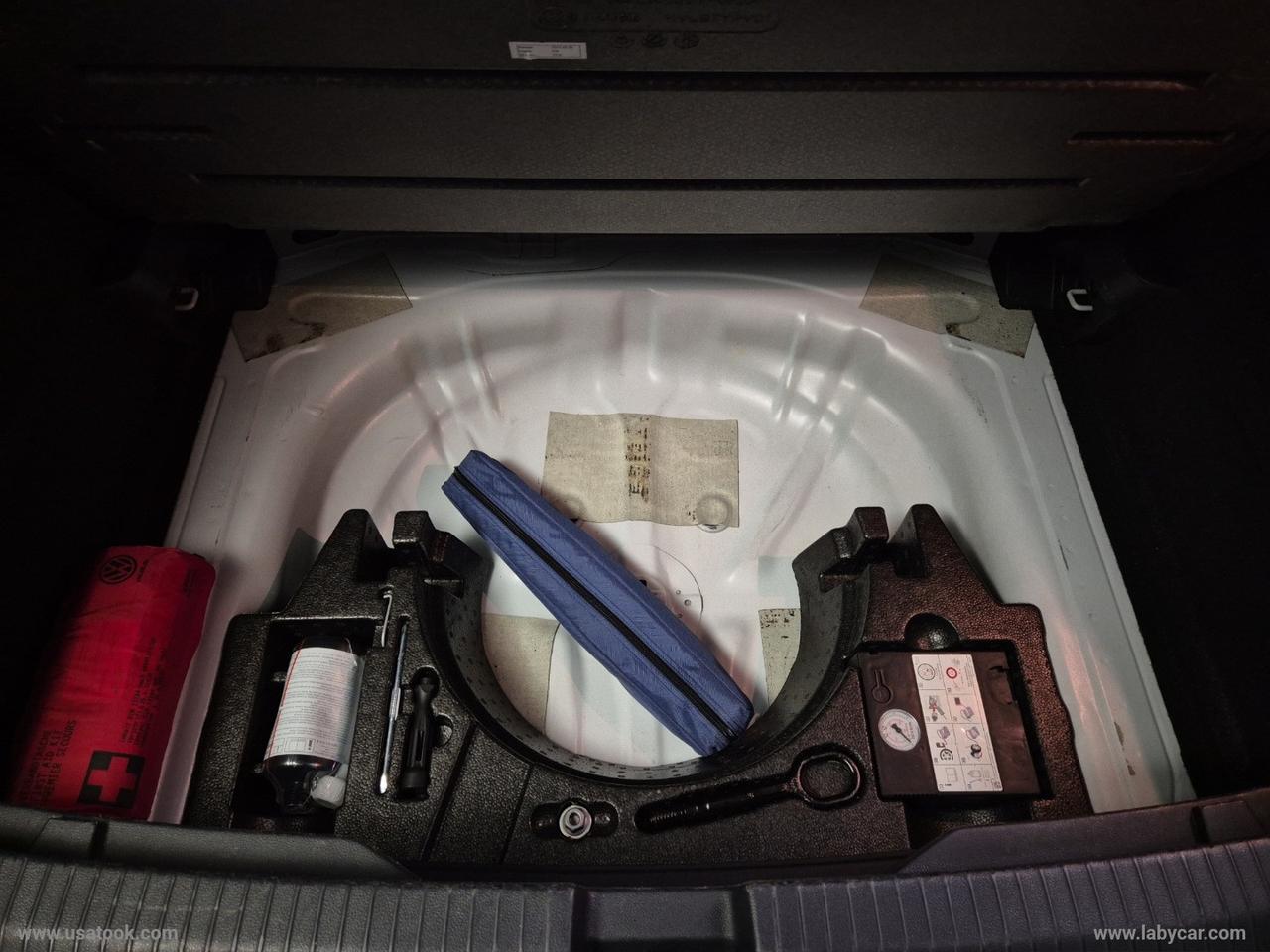 VOLKSWAGEN T-Roc 1.0 TSI Life NUOVA VERSIONE RESTYLING