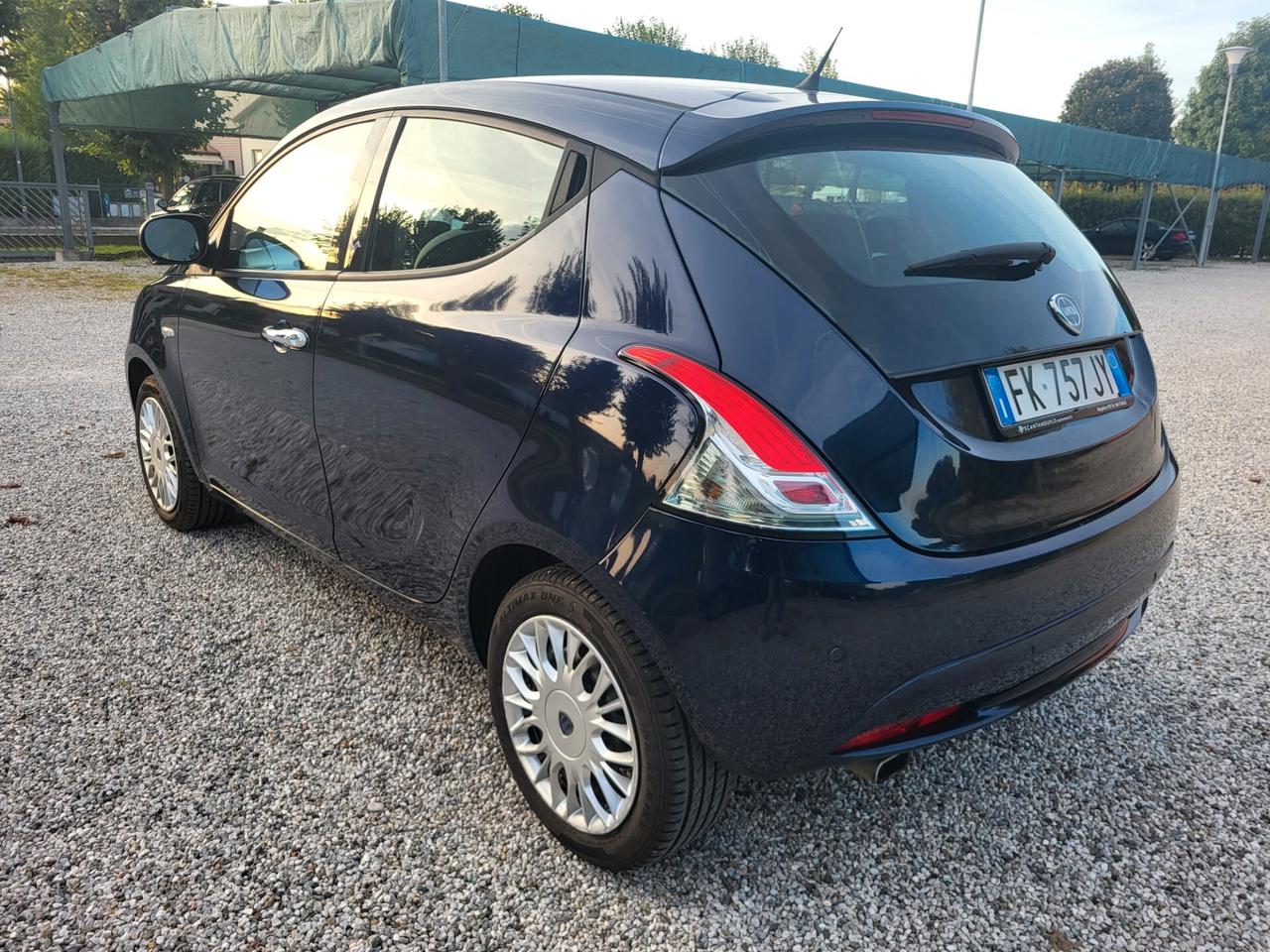 Lancia Ypsilon 1.2 69 CV 5 porte GPL Ecochic Gold