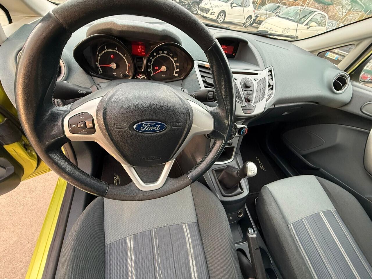 Ford Fiesta 5p 1.2 unico-propr TAGLIANDATA