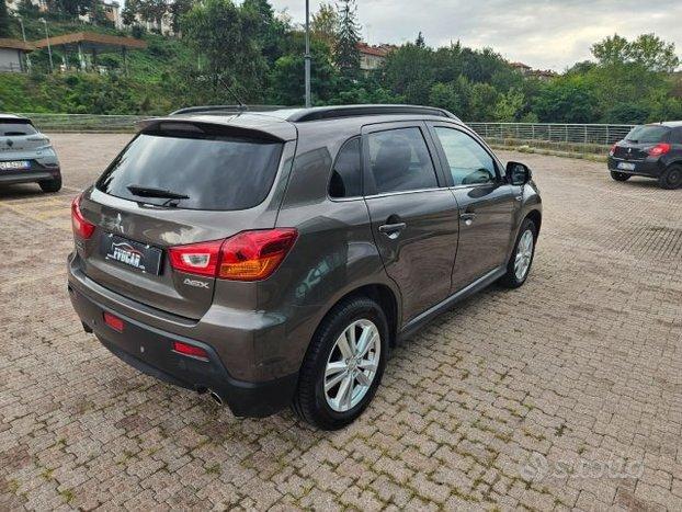 Mitsubishi ASX mitzubischi asx 4x4 '2011