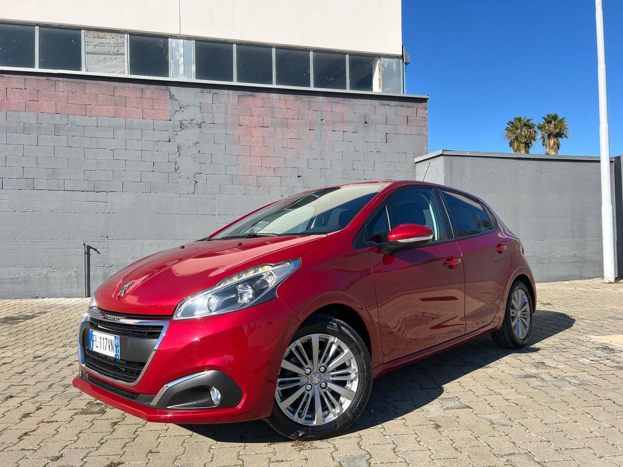 Peugeot 208 1.2 Benzina 82cv 5p. Allure - 2017