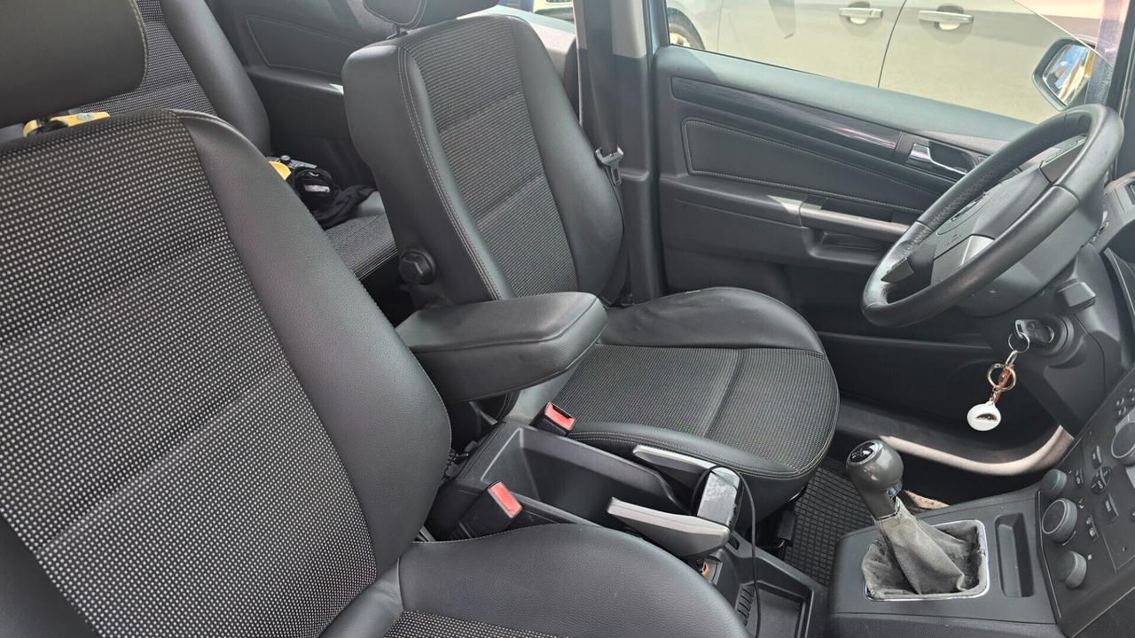 Opel Zafira 7 POSTI