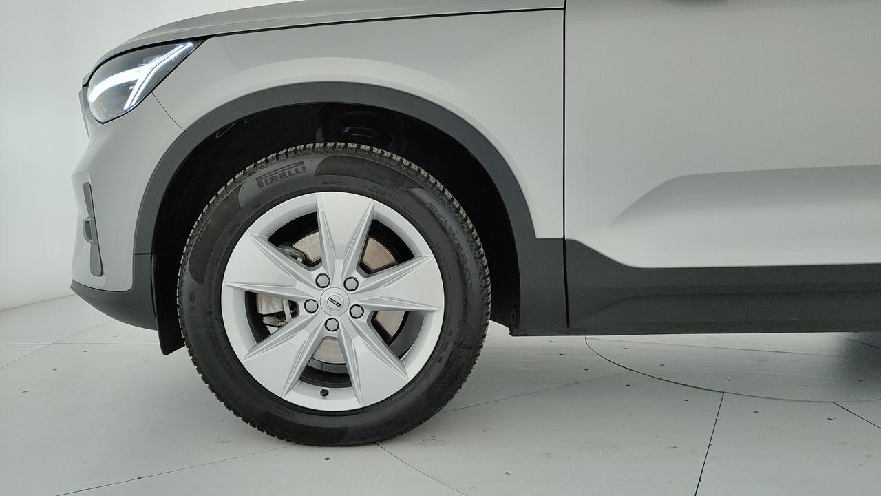 VOLVO XC40 2.0 b3 Core auto