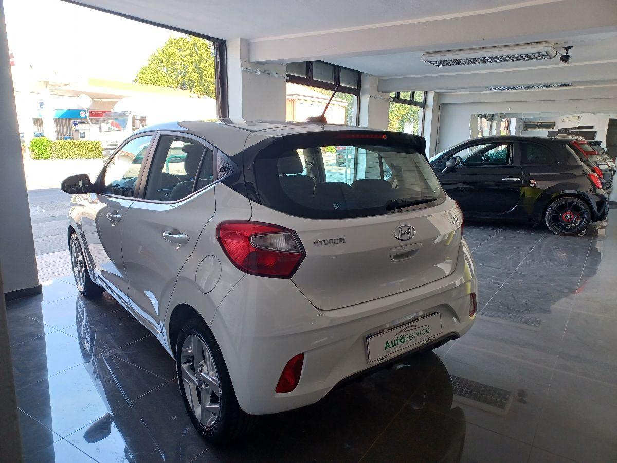 HYUNDAI - i10 - 1.0 MPI con Ecopack Advanced